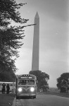 394px-Bus_leaving_near_the_Washington_Monument
