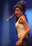 419px-Amy_Winehouse_f4962007_crop