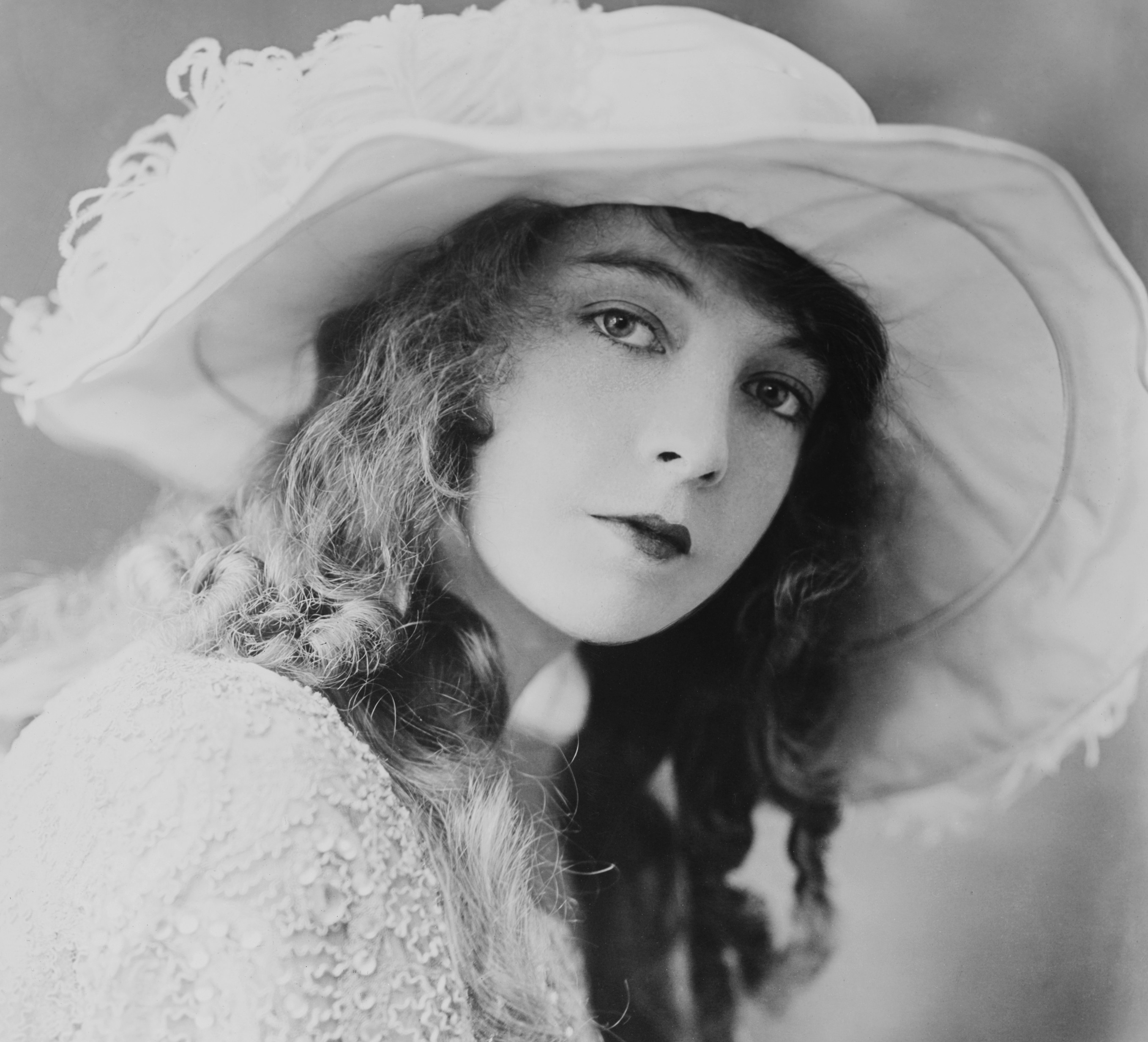 lillian-gish-on-making-movies-with-d-w-griffith-witnify