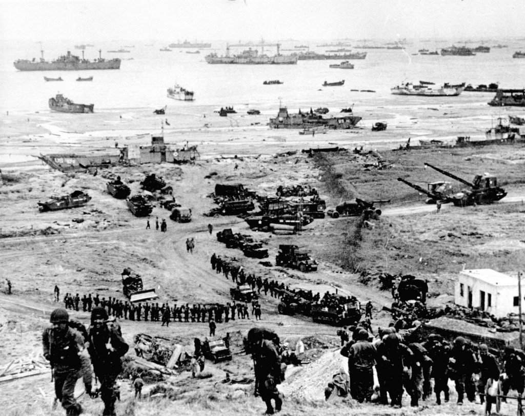 The build-up of Omaha Beach, France. (June 6, 1944). Source: Center of Military History.